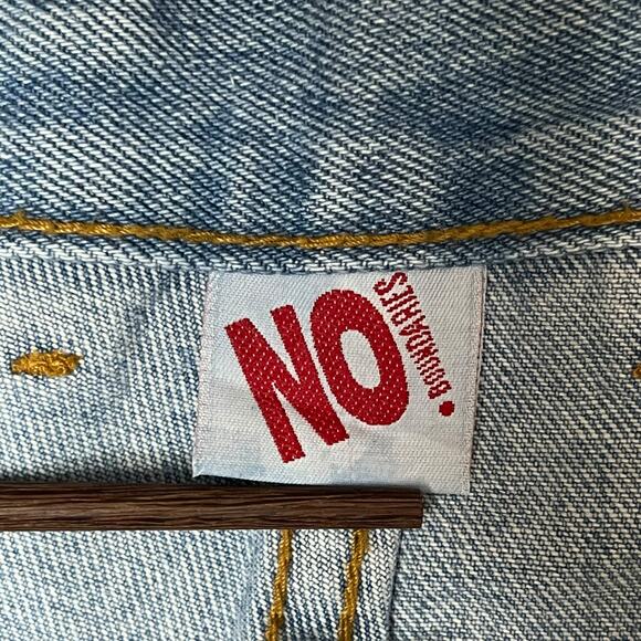 Vintage NO Boundaries High Waisted Denim Blue Jean Shorts Woman’s Size 11/12 - Picture 4 of 9